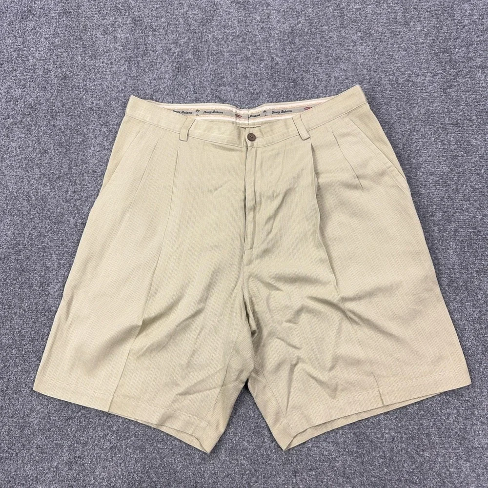 Tommy Bahama Shorts Mens 36 Beige 100% Silk Pleated Chino 9 Inseam Beach Casual